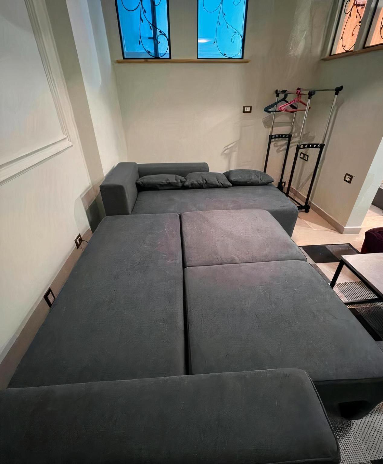 The Prism Apartment Tirana Buitenkant foto
